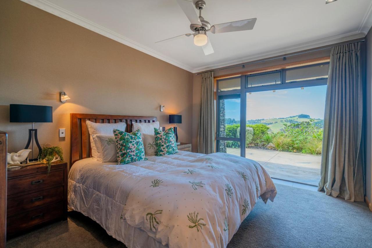 Luxury Country Retreat Apartment Cooks Beach ภายนอก รูปภาพ